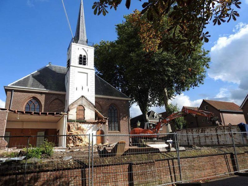 Verbouwing aan de Hervormde Kerk is begonnen